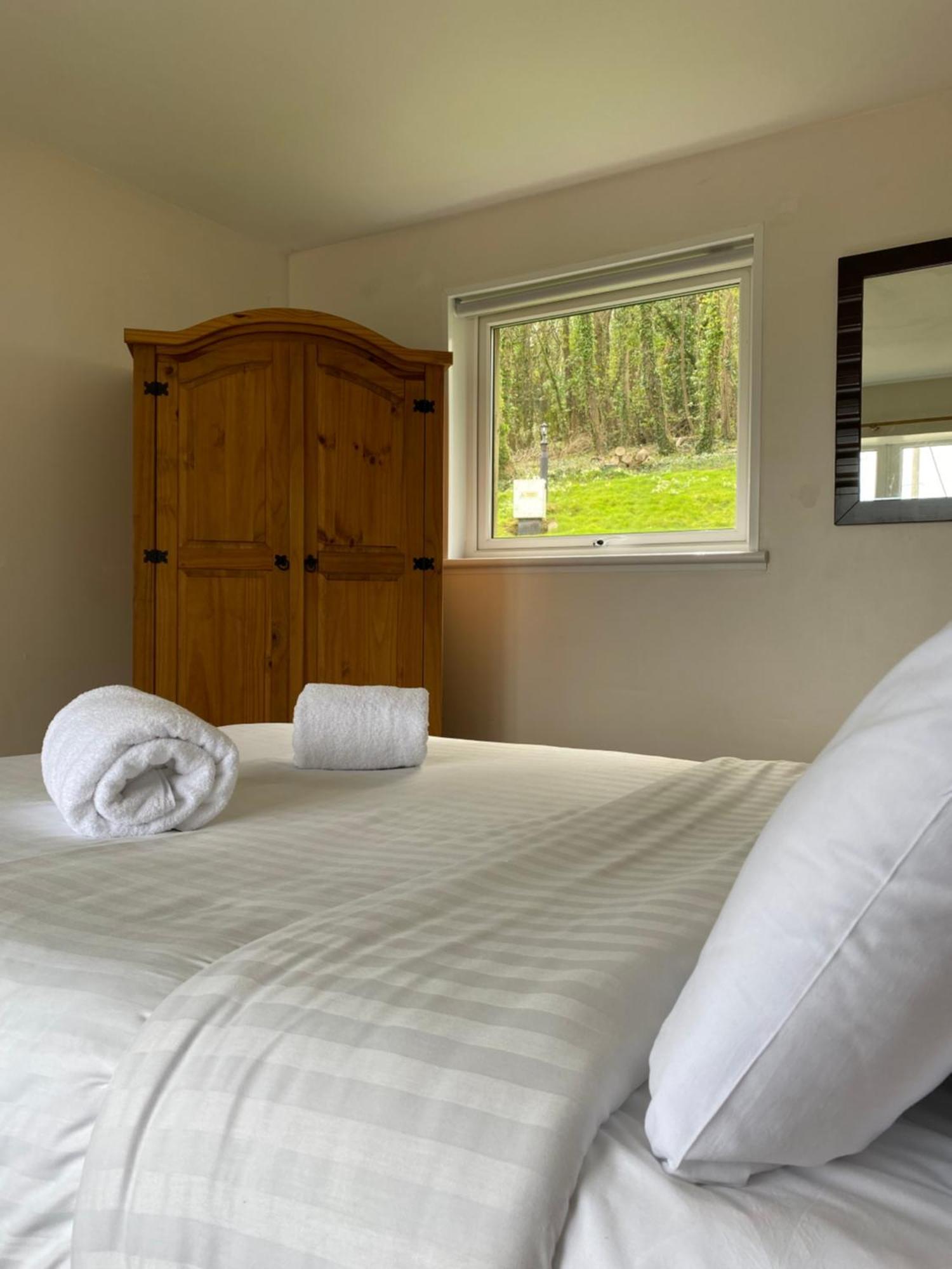 Watermouth Lodges Ilfracombe Rum bild